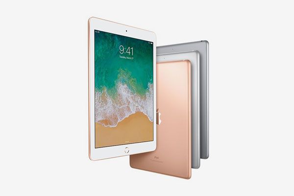 Apple iPad (10.2-Inch, Wi-Fi, 32GB) 