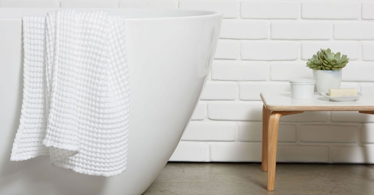 The 10 Best Bath Towels According to Decorators 2022 The Strategist