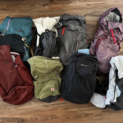best lightweight backpack for hiking Hyperlite Mountain Gear Unbound 40L Black, S resistant zipper and taped seams keeps water out to protect your items from the elements Six attachment points equipped with side release buckles that accommodates all carrying modes Capable of carrying many DSLR camera and two small lenses Best Backpacking Backpacks of 2026
