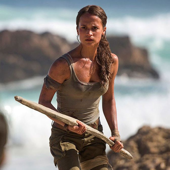 alicia vikander tomb raider neck