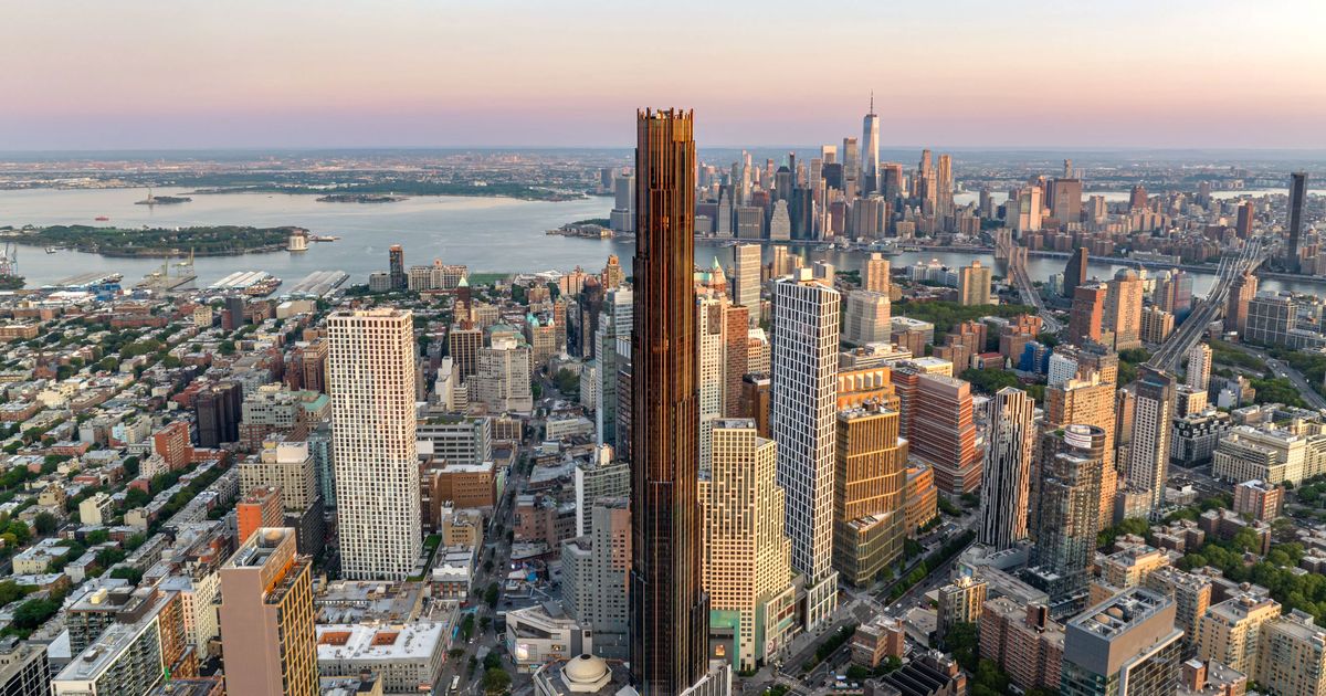 Brooklyn Tower Is Facing Foreclosure