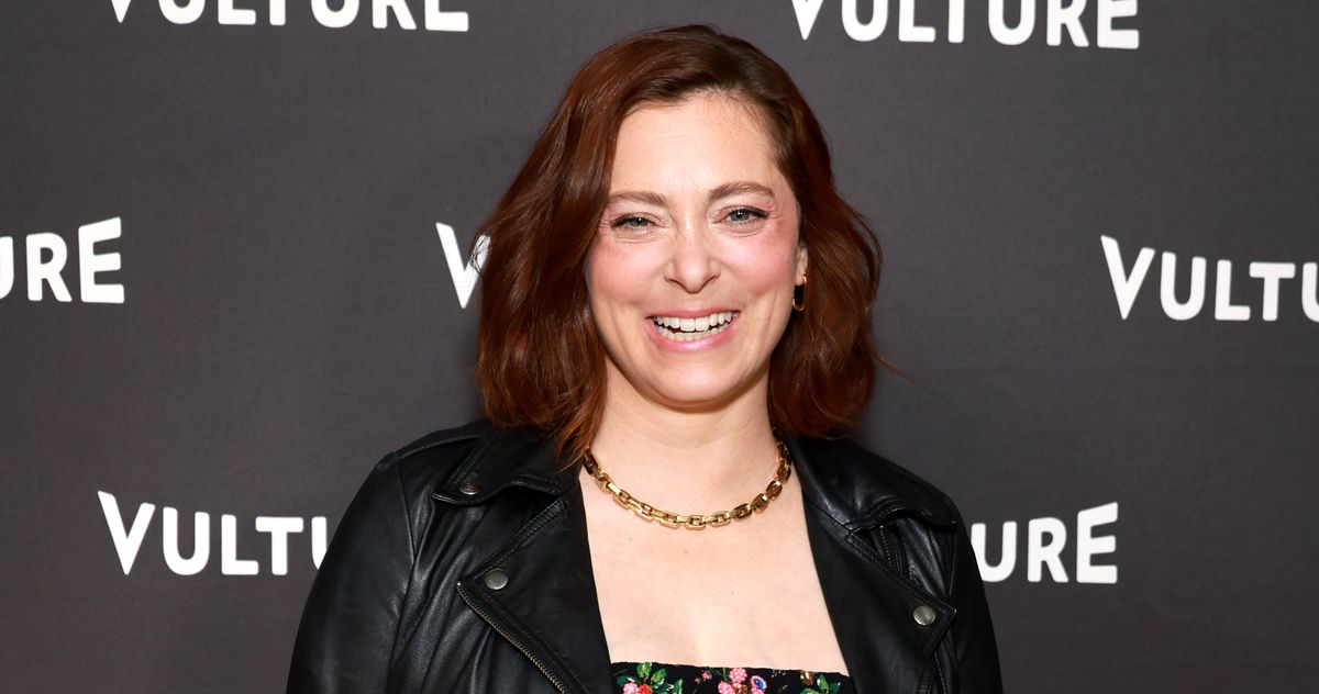 Vulture Fest 2023: Rachel Bloom on 'Julia' Hair/Underwear - Vimarsana News