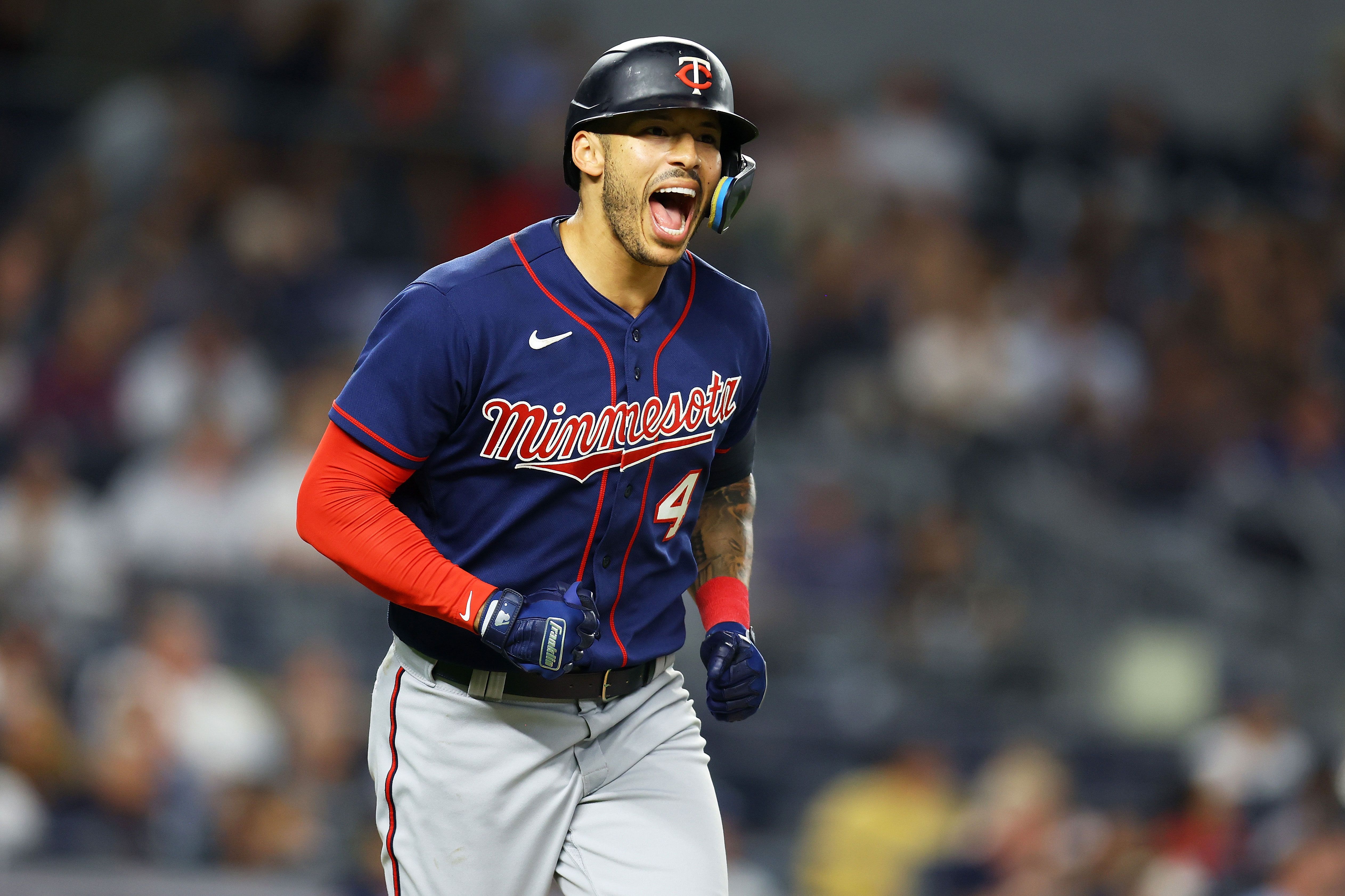 Mets Agree to Blockbuster Deal With Carlos Correa