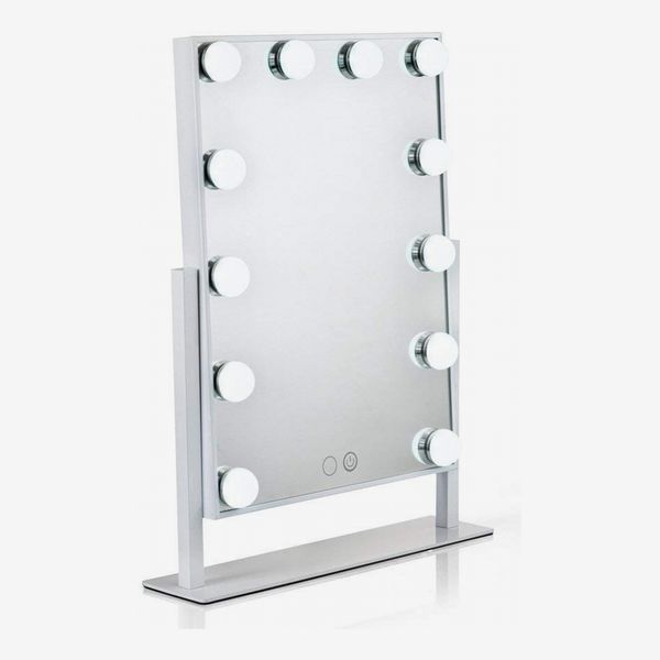 best lighted magnifying mirror