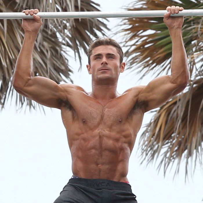 Zac Efron Physique - Acting