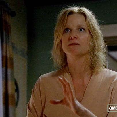 Skyler (and her hate-face) is frequently framed in doorways or windows. It's almost like she's stuck between two worlds, forced to cross a threshold she never asked for or looked for or wanted!