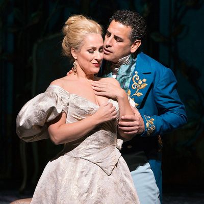 Diana Damrau and Juan-Diego Flórez in La Traviata.