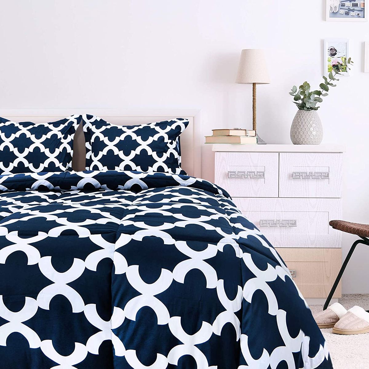 17 Best Comforters On 2021 The, Utopia Bedding Duvet Reviews