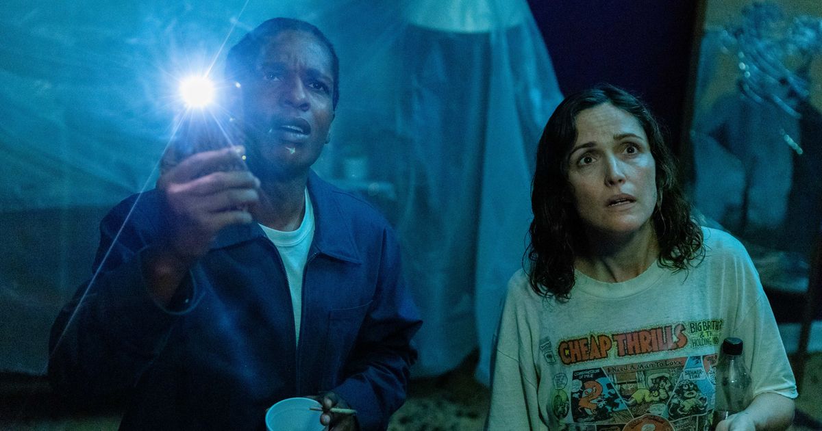 The Skin Under Rose Byrne's Eyes Tells a Whole Story