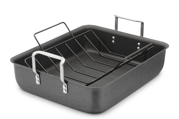 Calphalon Classic Hard Anodized 16-Inch Roasting Pan With Nonstick Rack