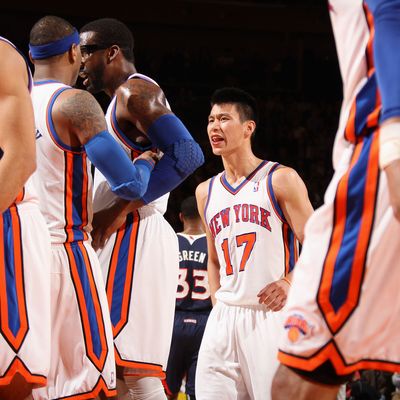 NEW YORK, NY - FEBRUARY 22: Jeremy Lin #17 of the New York Knicks reacts to the game action as he walks back to the bench against the Atlanta Hawks on February 22, 2012 at Madison Square Garden in New York City. NOTE TO USER: User expressly acknowledges and agrees that, by downloading and or using this photograph, User is consenting to the terms and conditions of the Getty Images License Agreement. Mandatory Copyright Notice: Copyright 2012 NBAE (Photo by Nathaniel S. Butler/NBAE via Getty Images)