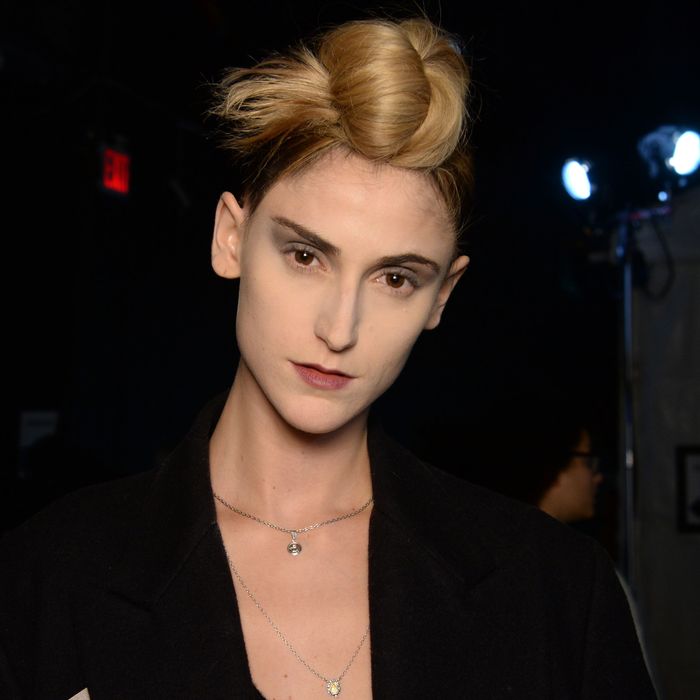 The Meaning Behind the Marc Jacobs Fall 2015 Beauty and Hair Looks