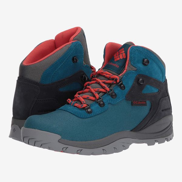 12 Best Women's Hiking Boots 2022 | The 