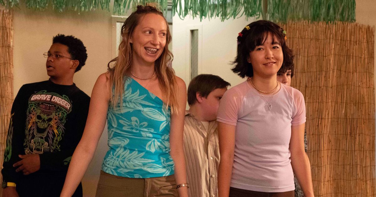 Interview With Maya Erskine and Anna Konkle From Hulu Pen15 - The Cut