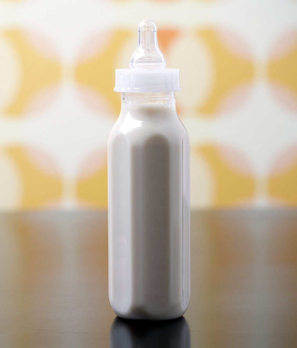 introducing a bottle of expressed milk