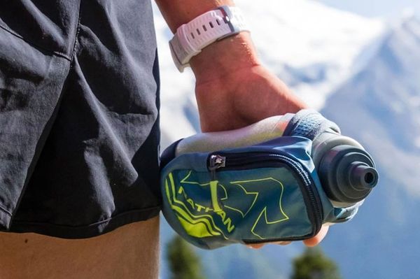 Runner's World: The 8 Best Water Bottles for Hiking