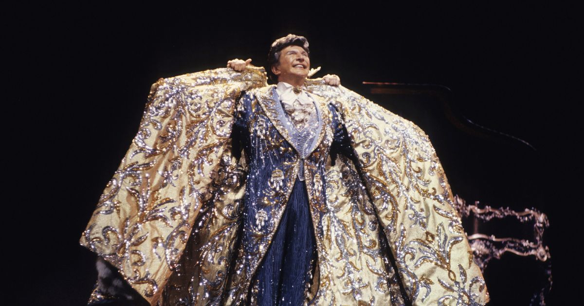 Before You Watch Behind the Candelabra A Liberace Primer