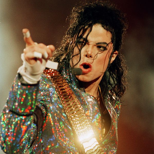 Michael Jackson Musical Don't Stop 'Til You Get Enough Cancels Chicago  Premiere, Will Open on Broadway in 2020