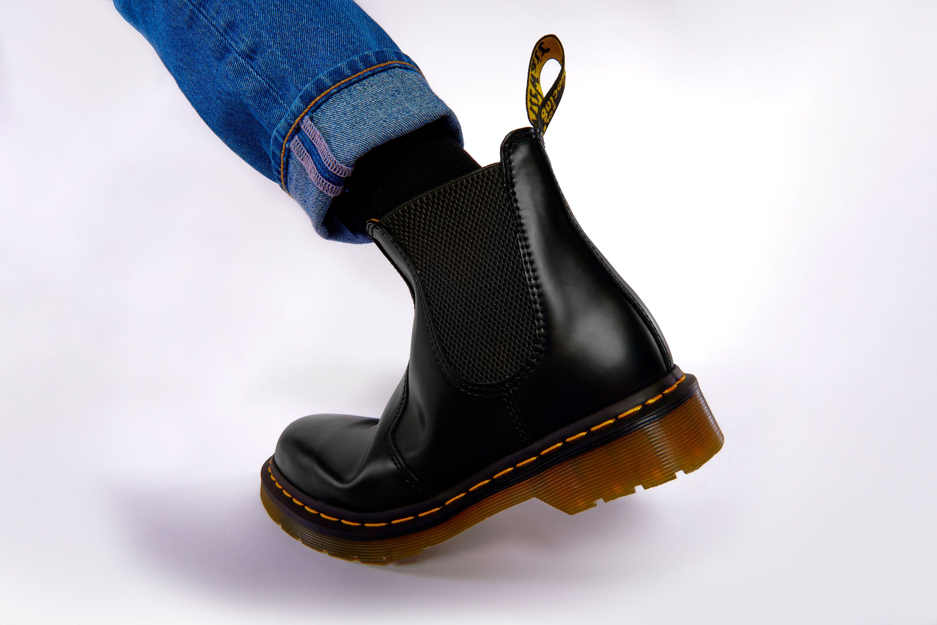 How to Rock Chunky Black Boots Like a Fashion Pro