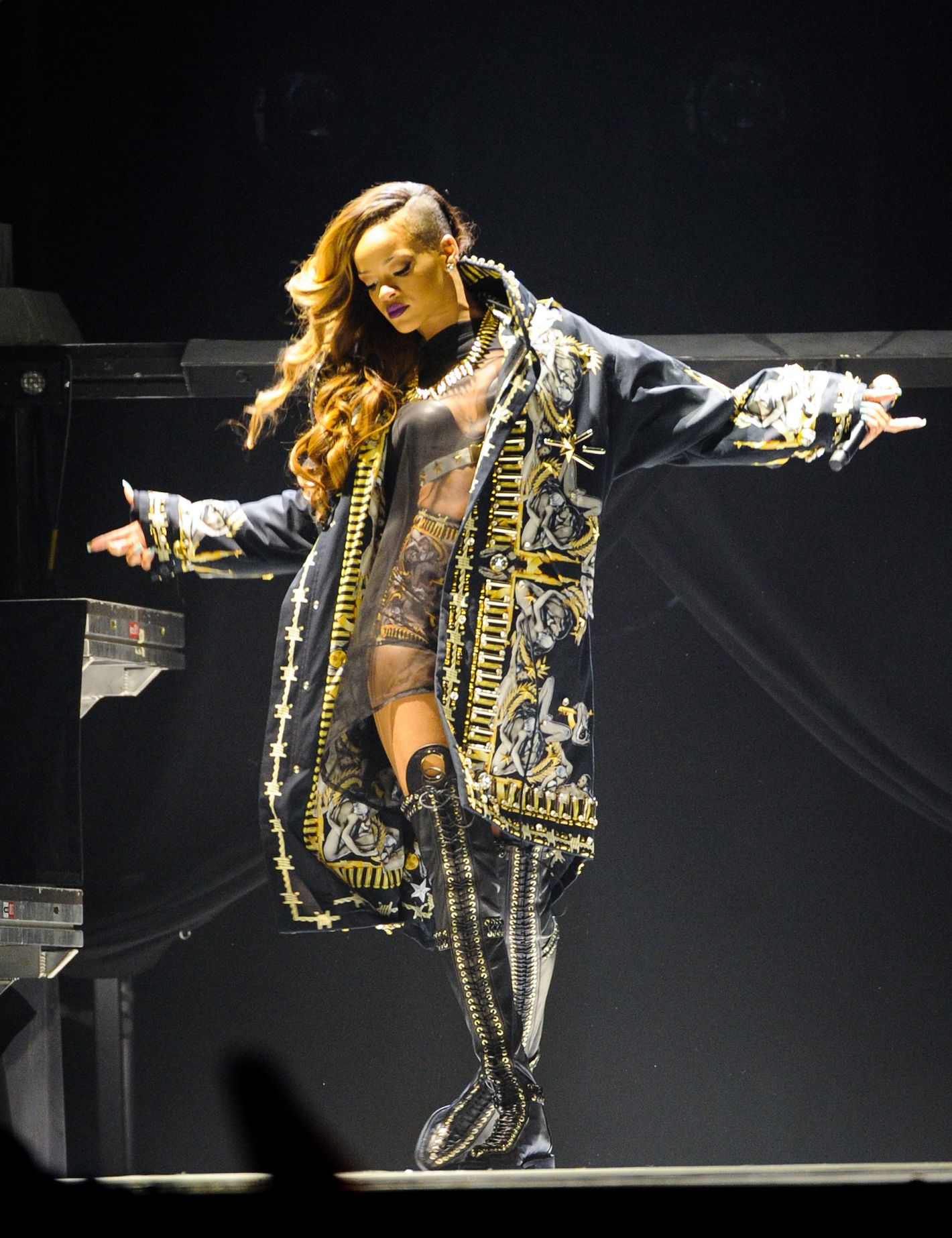 Ranking Rihanna's Diamonds World Tour Costumes