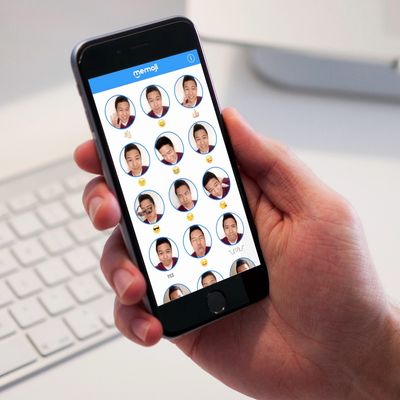 Memoji Keyboard.