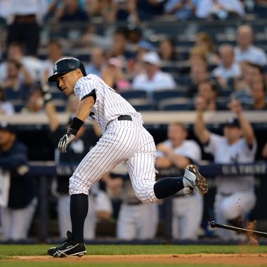 Ichiro Suzuki Signed New York Yankees 4000th Career Hit 8x10 Photo