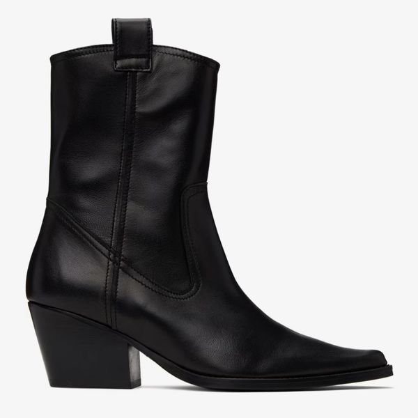 25 Best Black Boots for Women, According to Editors