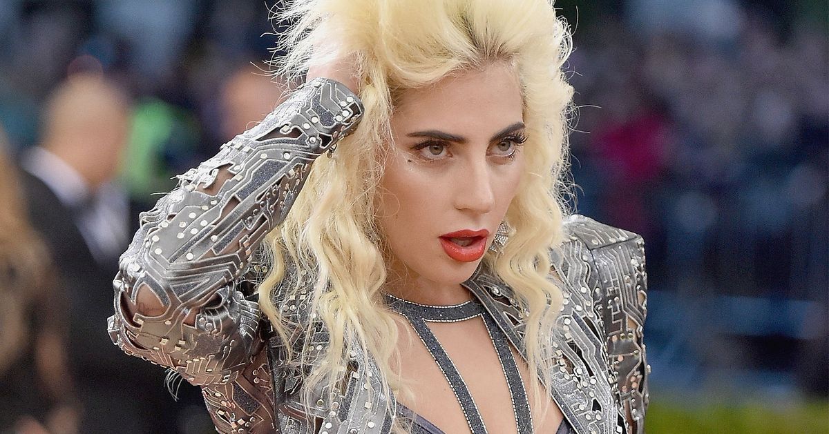 Lady Gaga Will Debut Her ‘Perfect Illusion’ Video During the Scream ...