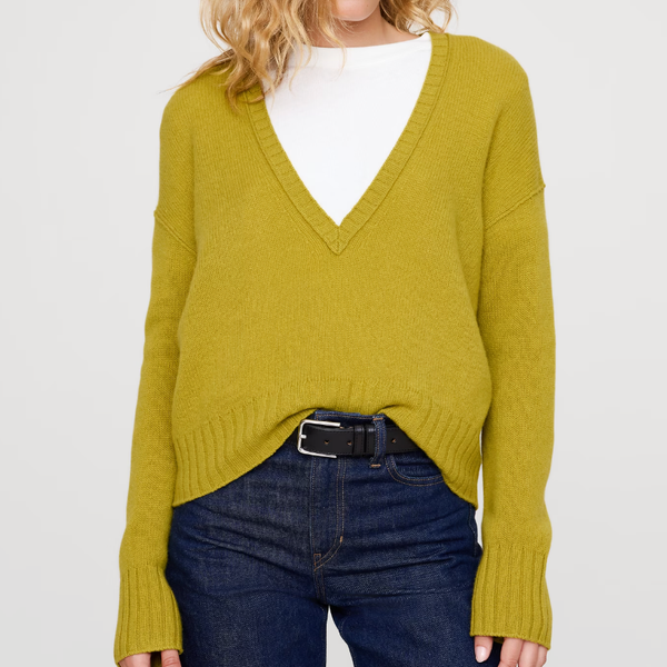 Banana Republic Lightweight Cashmere Low V-Neck Sweater