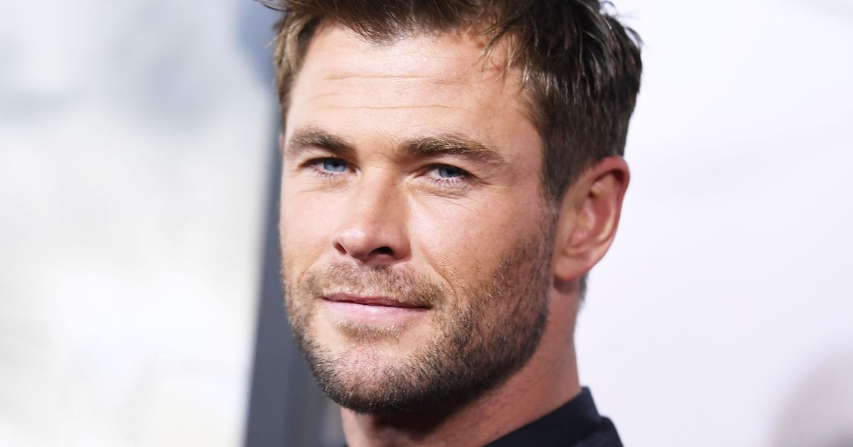 chris hemsworth teams with russos for netflix hostage movie russos for netflix hostage movie