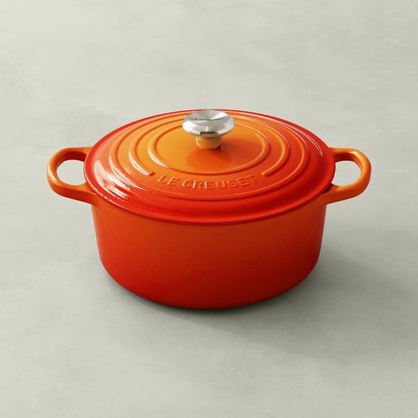 Olla holandesa redonda de hierro fundido esmaltado Signature de Le Creuset