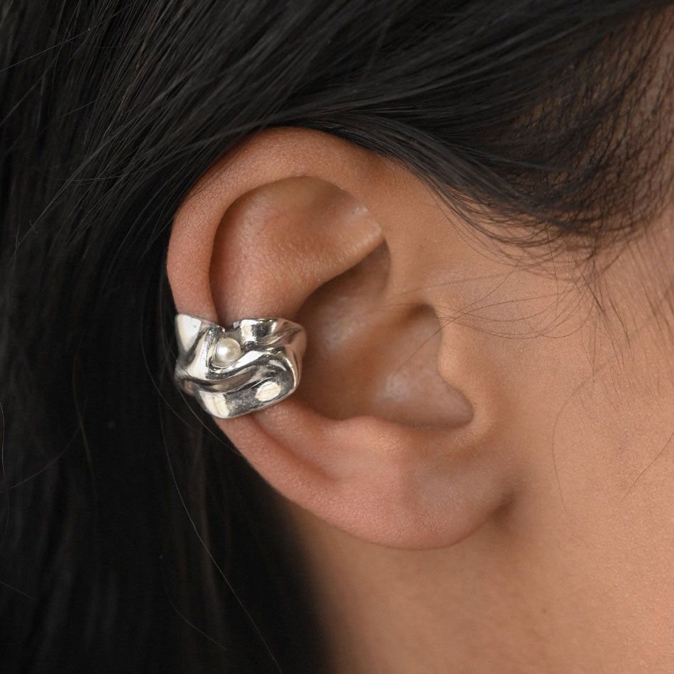 WABI Silver Ear Cuff with Natural Pearl