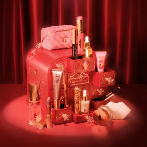 Charlotte Tilbury Charlotte’s Hollywood Beauty Wonderland Advent Calendar