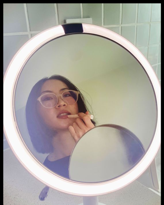 travel makeup mirror with lights