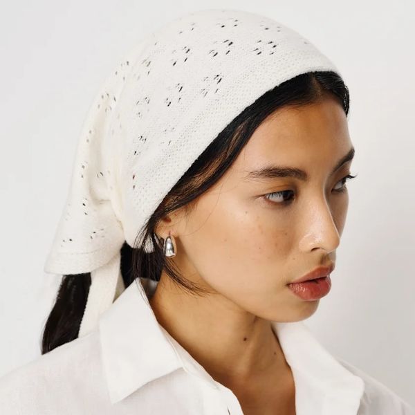 Reformation Goldie Cashmere-Blend Triangle Scarf