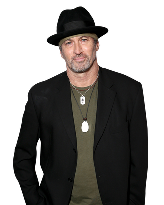 Gilmore Girls Scott Patterson on Why It Was Hard to Be Luke Again