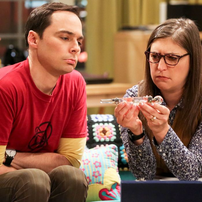 Big Bang Theory Sheldon And Amy Porn - The Big Bang Theory Recap Season 12, Episode 2