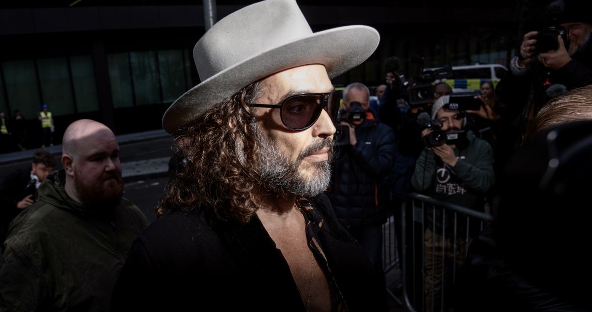 Russell Brand Admits to ‘Exploitative’ Sexual Behavior