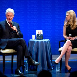 Former US President Bill Clinton speaks to the audience at the New York Historical Society November 8, 2011 in New York. Clinton was interviewed by his daughter Chelsea Clinton about his latest book, Back to Work. AFP PHOTO/DON EMMERT (Photo credit should read DON EMMERT/AFP/Getty Images)