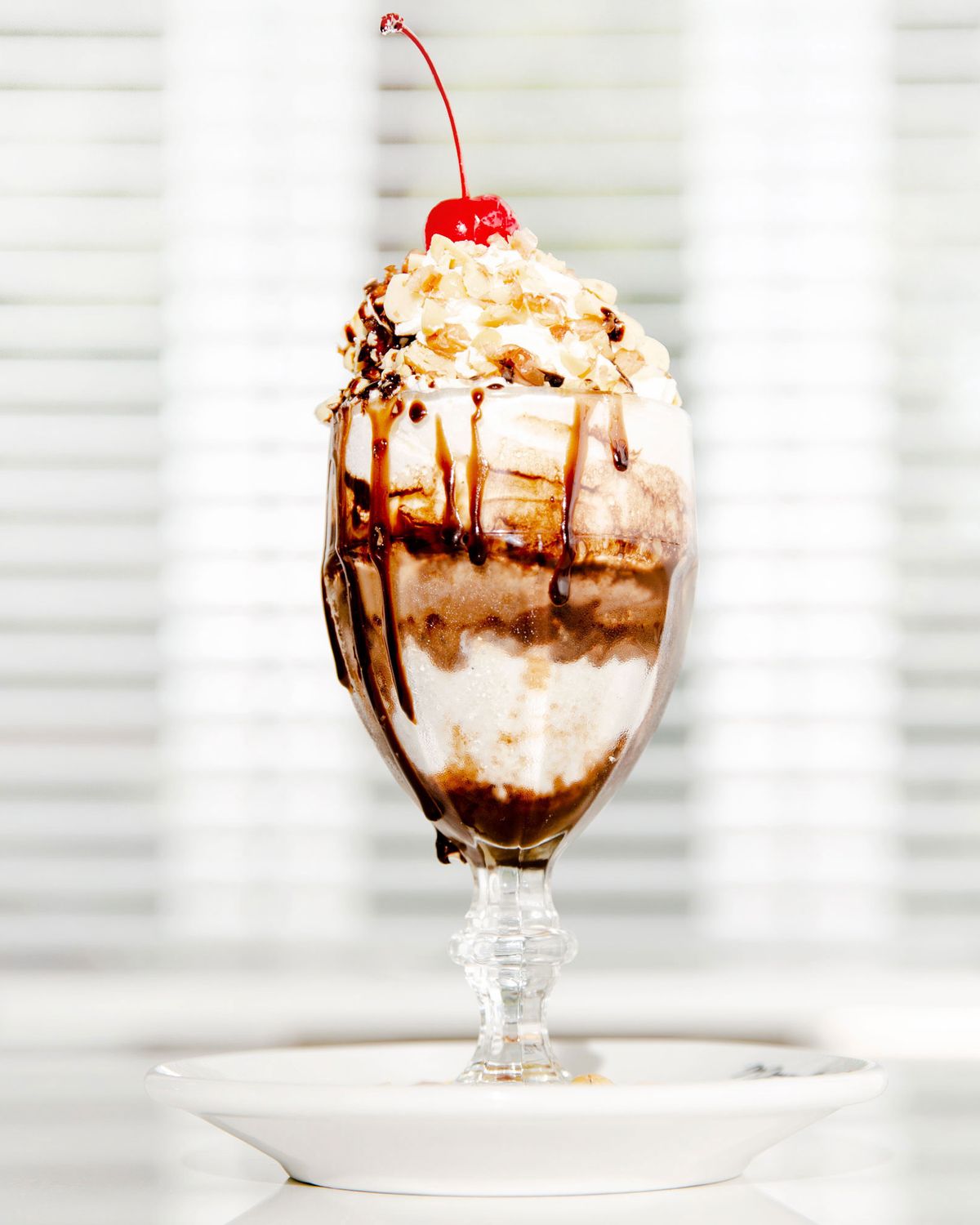 Morgenstern S Unveils Ice Cream Sundae Bar In Nyc