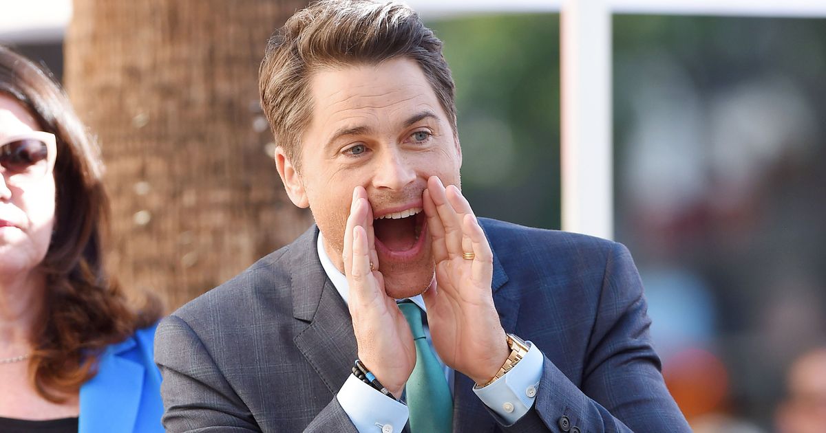 讓我們看看 Rob Lowe 烤肉的絕對奇怪的陣容