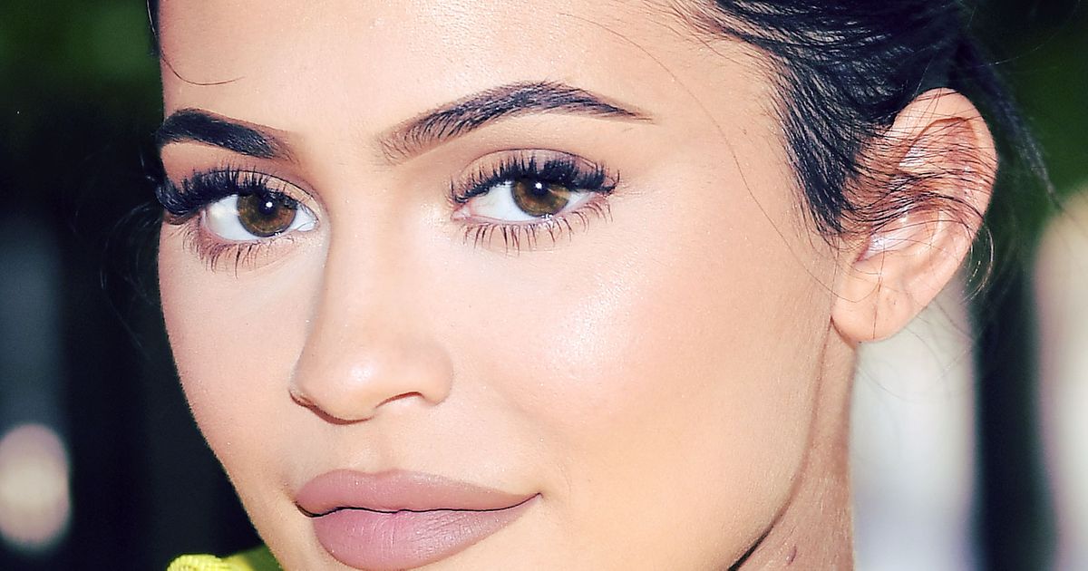 Kylie Jenner Says She Dissolved Her Lip Fillers Injections 7300