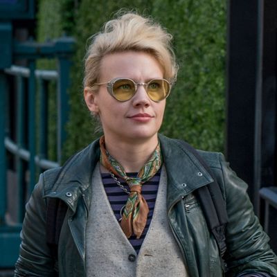 Holtzmann (Kate McKinnon) in Columbia Pictures' GHOSTBUSTERS.