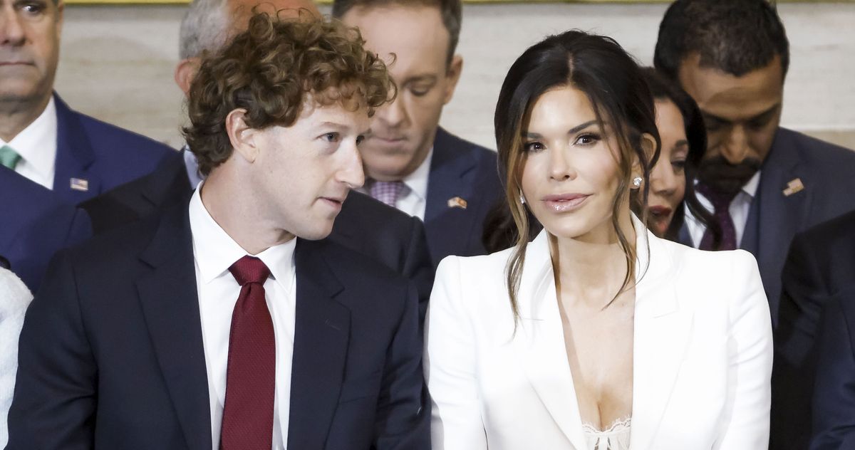 Mark Zuckerberg Really Enjoyed Sitting Next to Lauren Sánchez