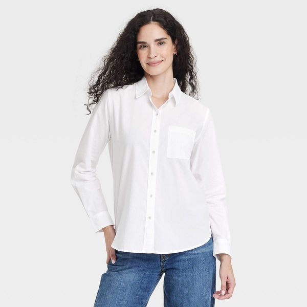 Universal Thread Women's Long Sleeve Collared Neck Button-Down Shirt