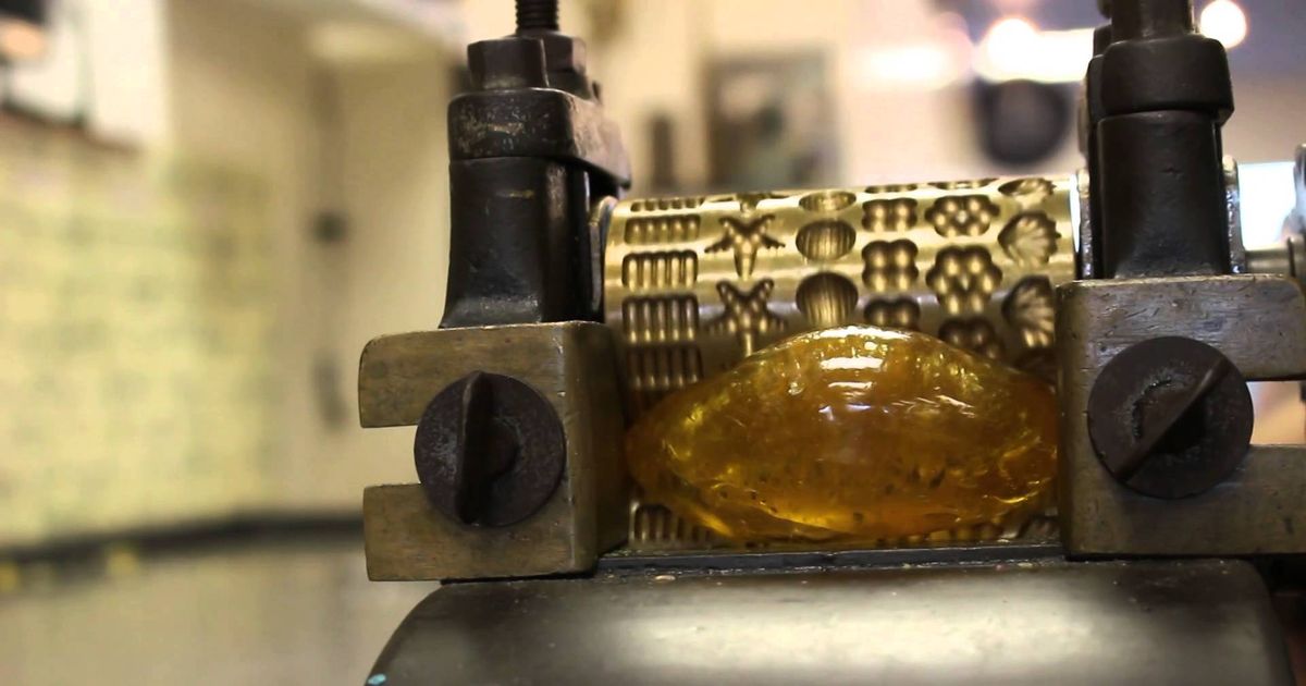 Watching a Machine From the 1800s Make Candy Is a Surprisingly