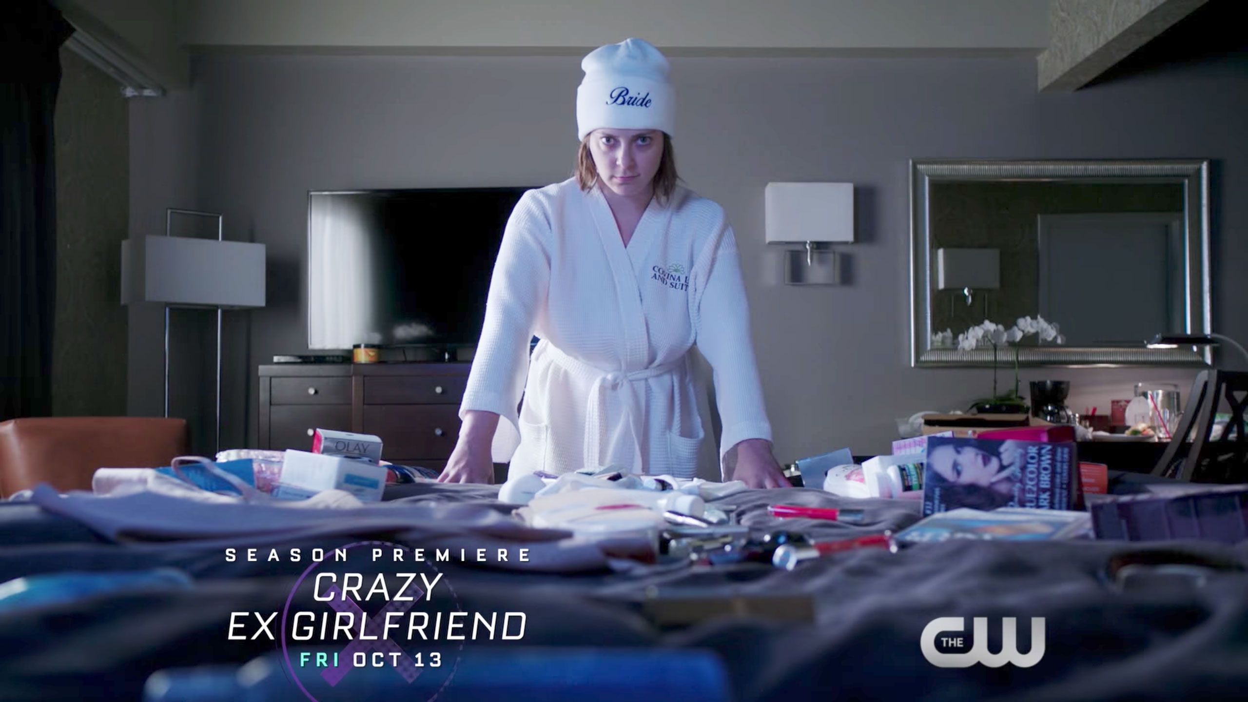 Crazy Ex-Girlfriend Season 3 Trailer Goes Fatal Attraction