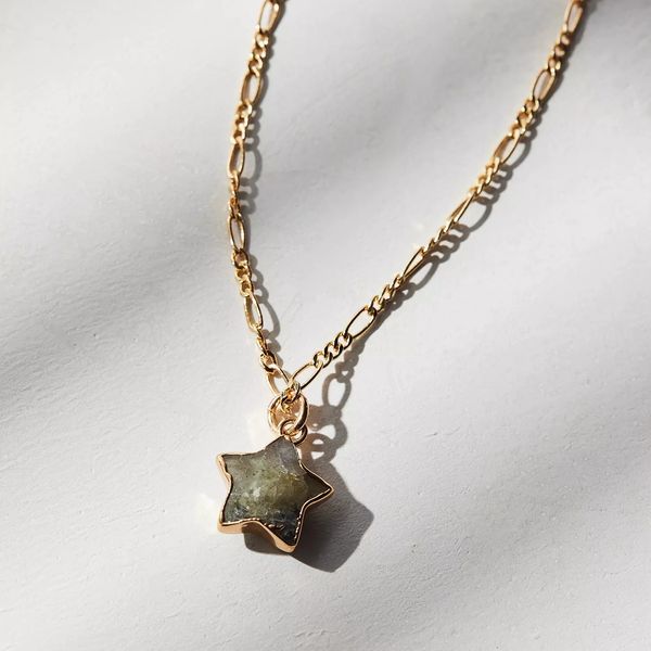 Urban Outfitters Freya Delicate Pendant Necklace