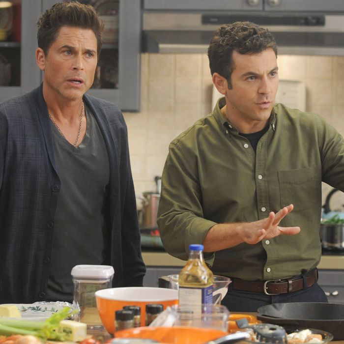 THE GRINDER: L-R: Rob Lowe and Fred Savage in the