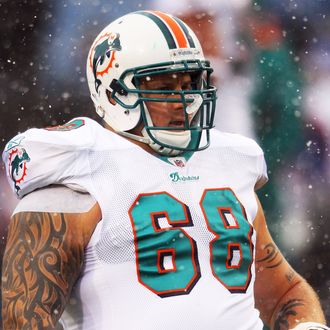 ORCHARD PARK, NY - DECEMBER 18: Richie Incognito #68 of the Miami Dolphins warms up before their NFL game against the Buffalo Bills at Ralph Wilson Stadium on December 18, 2011 in Orchard Park, New York. Miami won 30-23. (Photo by Tom Szczerbowski/Getty Images)